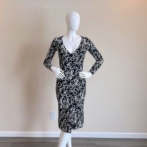 Beautiful Diane Von Furstenberg Wrap Dress Black White.